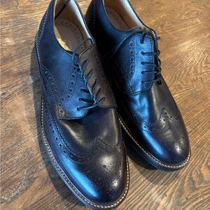 G.H. Bass & Co. Black Leather Oxfords